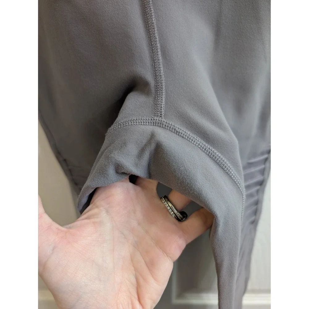 Alo Yoga High‎ Waist Moto Leggings Taupe Ribbed Panel Athletic Pants - Size S